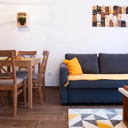 公寓 Paunovi Cardaci Sa Garaznim Mestom 科帕奥尼克