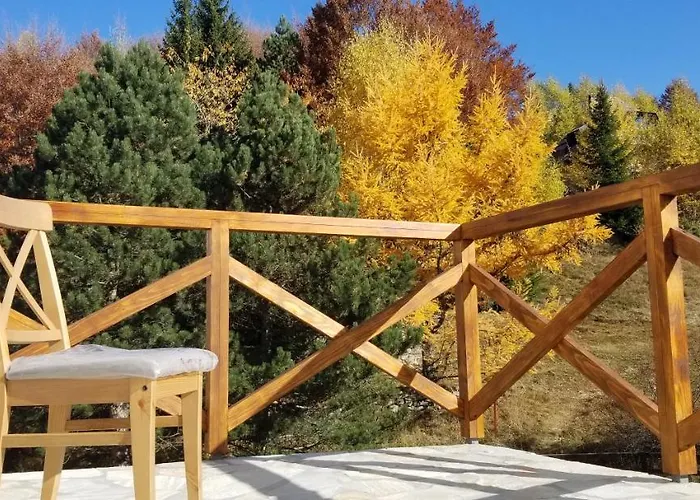 Apartament Paunovi Cardaci Sa Garaznim Mestom