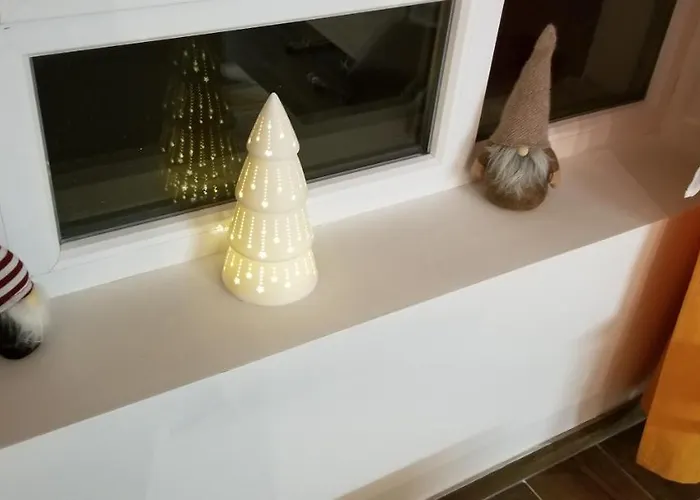 Paunovi Cardaci Sa Garaznim Mestom Apartament